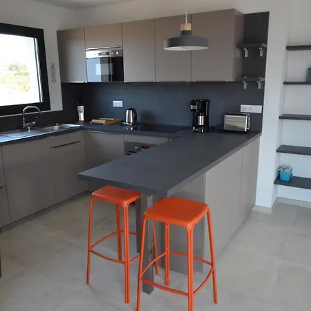 Villa Grand Confort à 500m De La De Lozari *