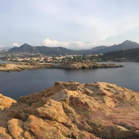 Grand Confort à 500m De La De Lozari Villa