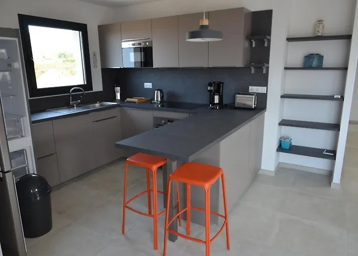 Villa Grand Confort à 500m De La De Lozari *