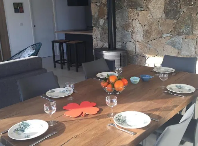 Grand Confort à 500m De La De Lozari Villa *